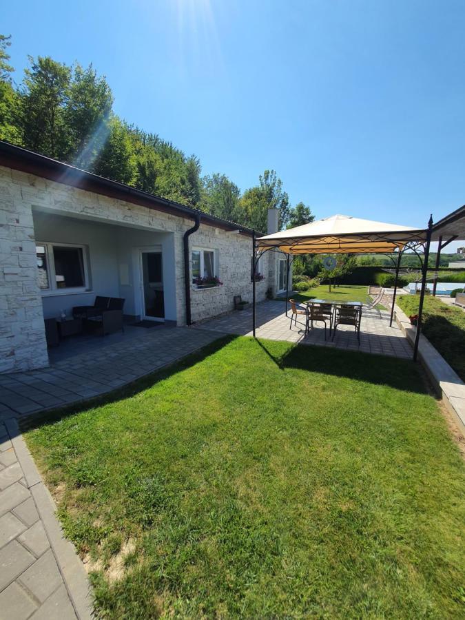 Apartman Kurdejov ฮุสโตเปเช ภายนอก รูปภาพ