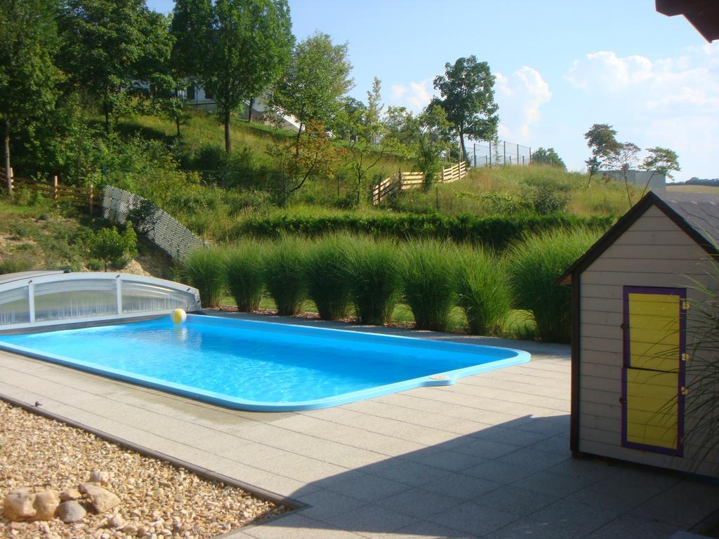 Apartman Kurdejov ฮุสโตเปเช ห้อง รูปภาพ