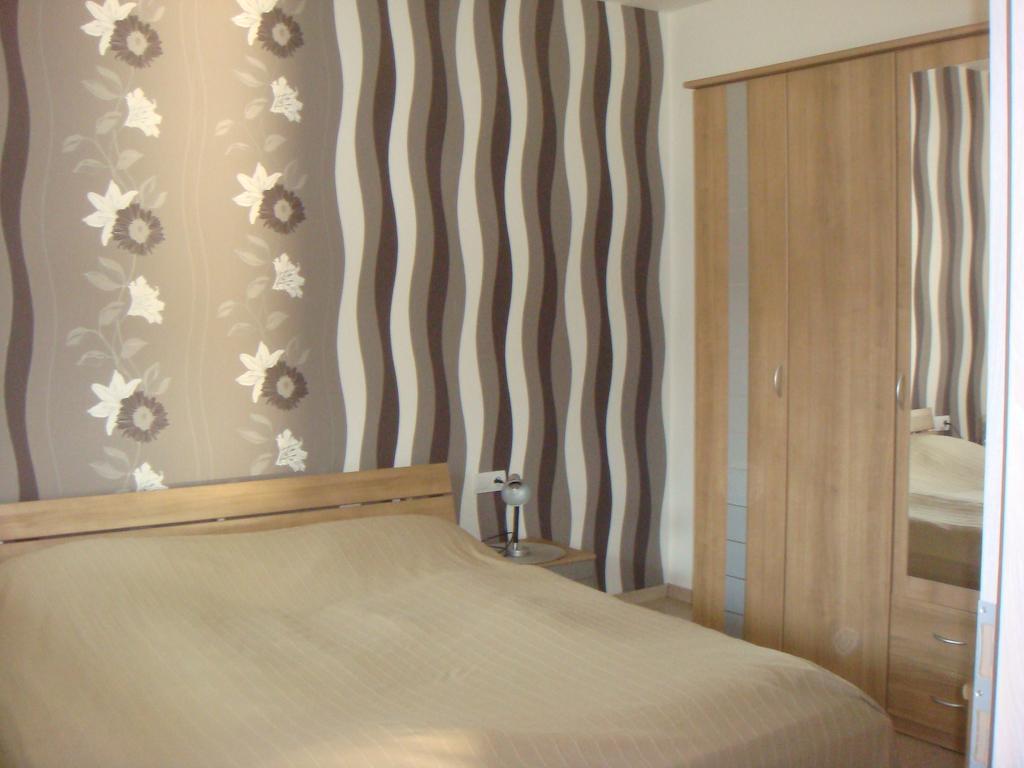 Apartman Kurdejov ฮุสโตเปเช ภายนอก รูปภาพ