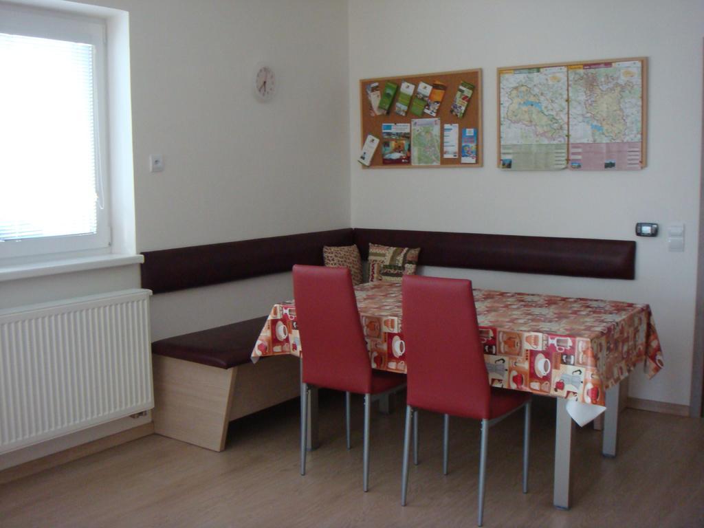 Apartman Kurdejov ฮุสโตเปเช ภายนอก รูปภาพ